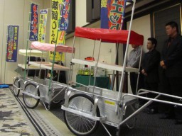 どこかノスタルジックなスタイル