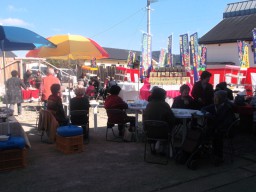 まあまあのにぎわい